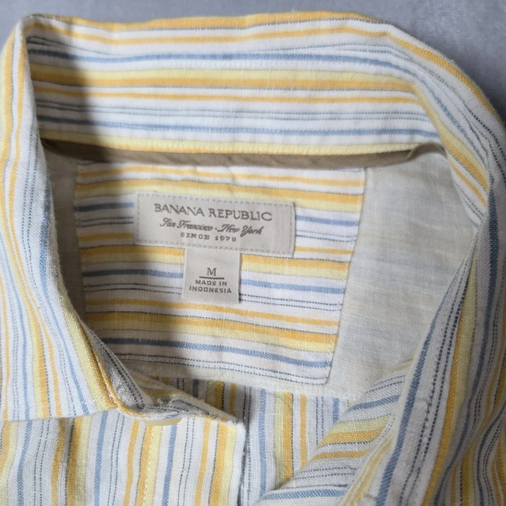 Banana Republic Shirt 100%‎ Size Medium Linen Button Front Casual Striped